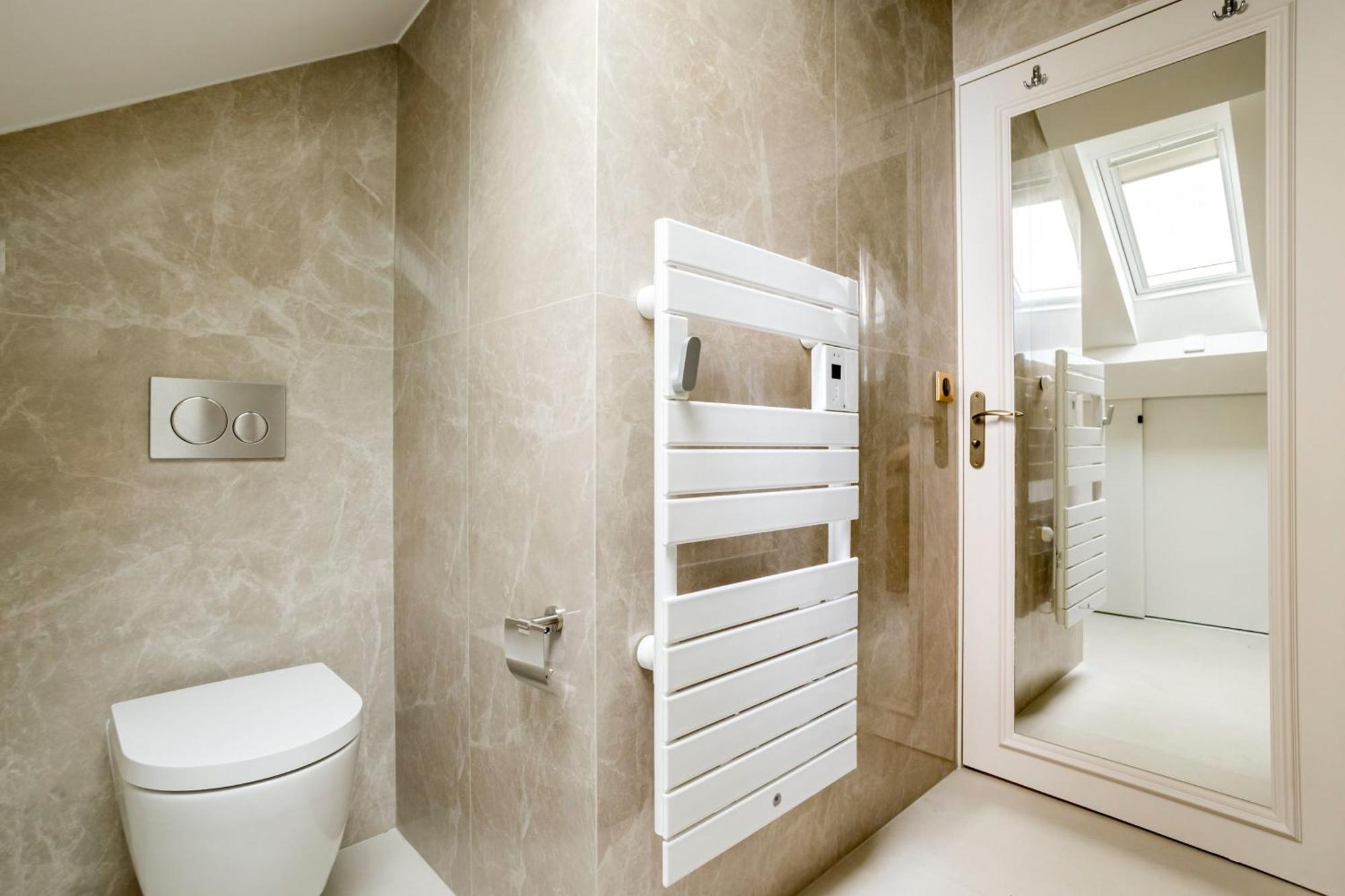 Merveil - Luxury - Champs Elysees - St Cyr I