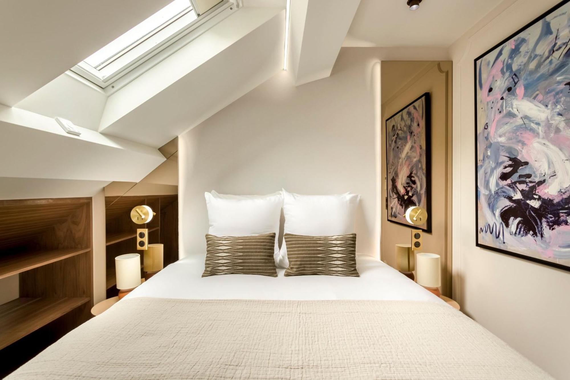 Merveil - Luxury - Champs Elysees - St Cyr I * Parijs