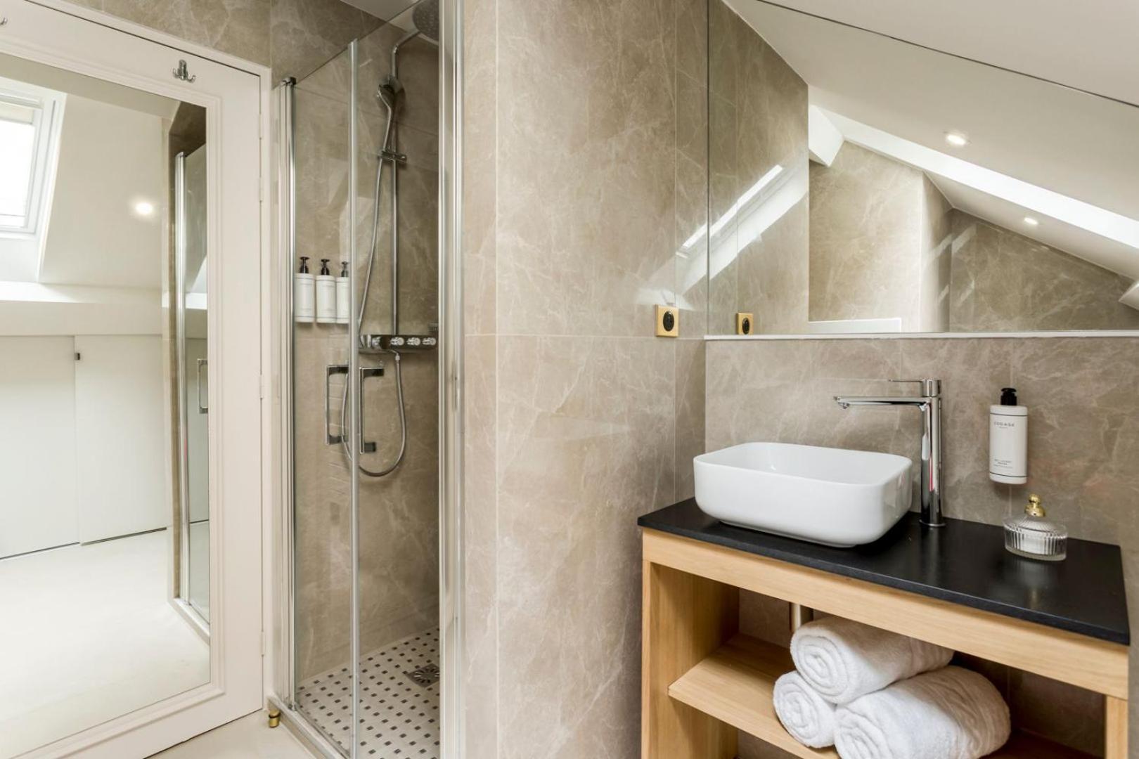 Merveil - Luxury - Champs Elysees - St Cyr I Appartement